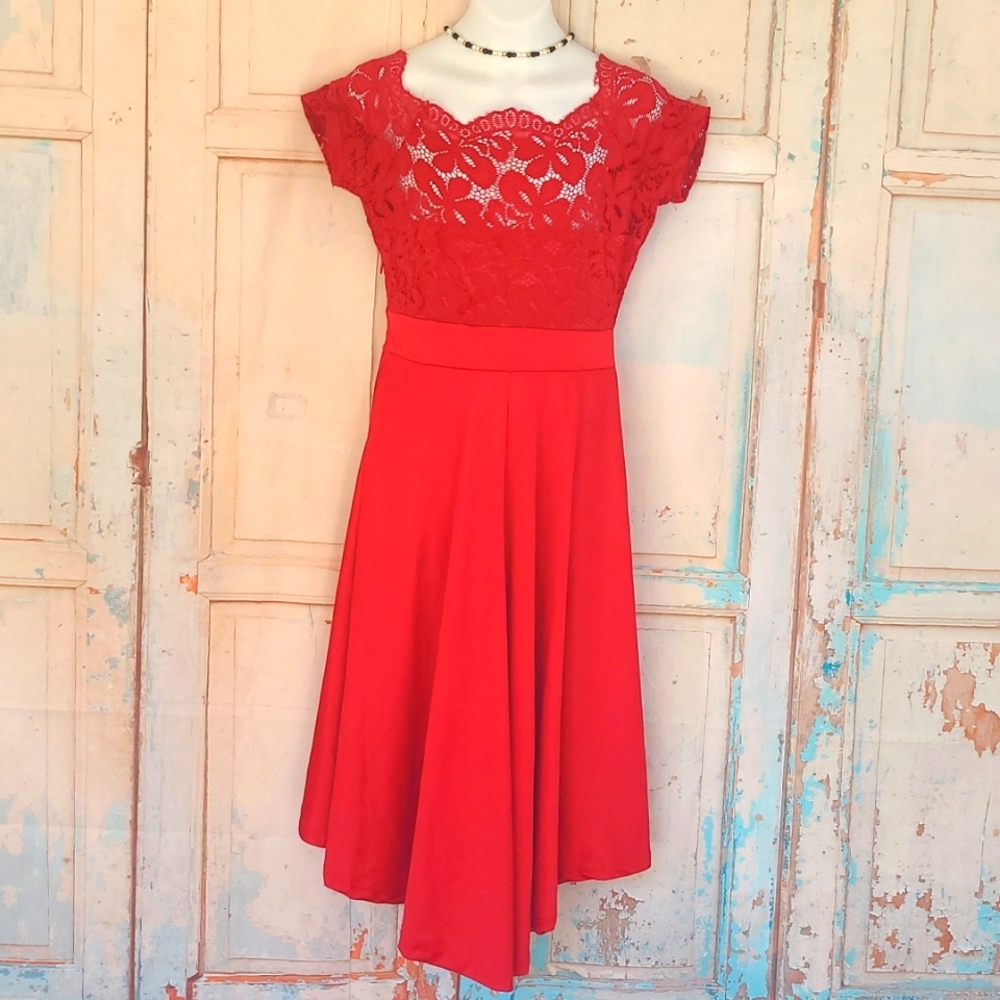 Red high low lace and polyester dress size small